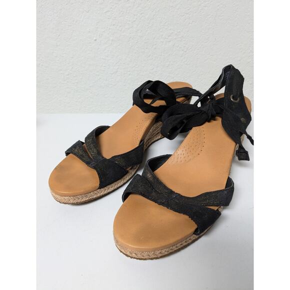 UGG black leather espadrilles wedge sandals 1006823 women's size 8.5 - Picture 1 of 14